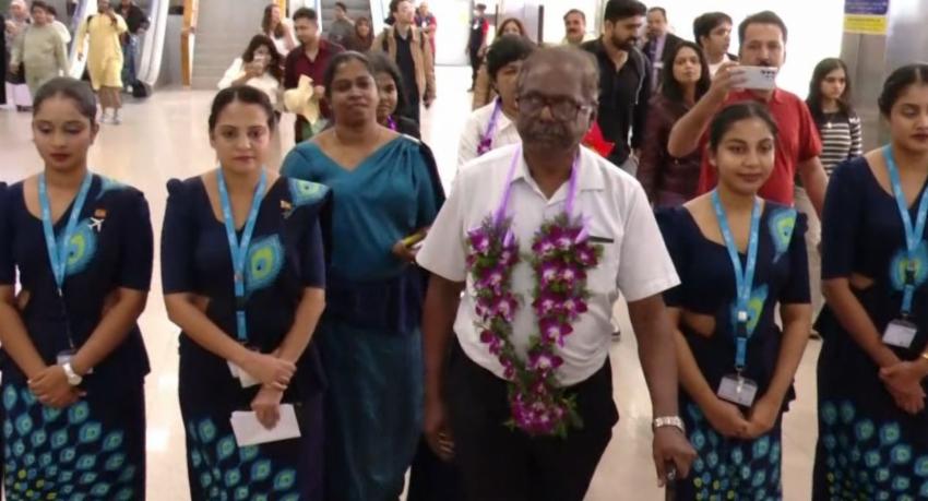 Sri Lanka Breaks Tourism Record